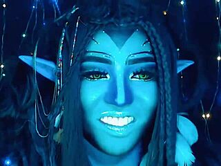 Beautiful Webcam Whore Dancing Live For Avatar Fans