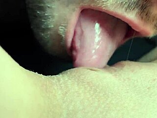 Naughty Tongue Licks Wet Pussy In Homemade Cunilingus Session