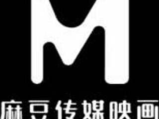 is this valentines day lesbian sister threesome sex hot?