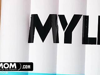 Babewatch xxx trailer with hot riding and fucking.