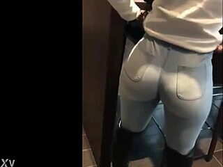 Shakin that phat ass?