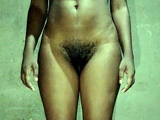 Man, this African amateur babe cums twice in hot action