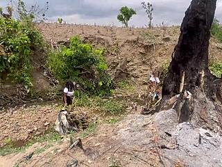 Man, outdoor ass worship while dicking this bitch hard!