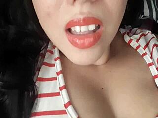 想象你独自在我房里想着猛操我，我需要你的大鸡巴