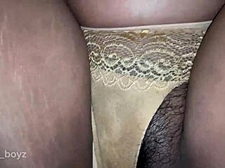 Kandaian Hot Aunty's Viral Video Shocks Neighbor with Skills