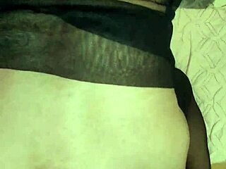 Amateur homemade behind scenes with couple, what happens next?