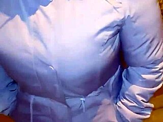 Acosando A Madura Venezolana Culona En Las Calles De Lima Con Hilo Rojo Parte 2