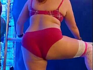 Watch hotwife Steffi's big pussy dance!