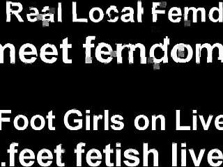 完美18+美脚撸管必备诱惑