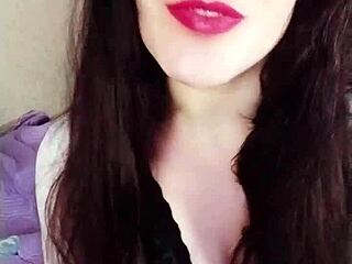 Ever seen a hot brunette backstage like this?