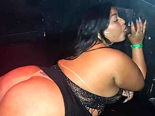 come minha irm� na casa de swing enchi a buceta dela de lite enquanto ela chupava pau de desconhecidos