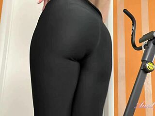 AuntJudys - 40yo cougar gets horny during workout