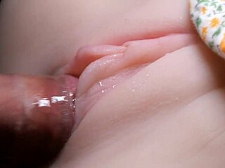 Watch this double penetration close-up, is it turning you on?