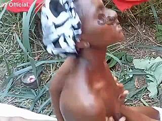 fucking baba white in the bush with small tits