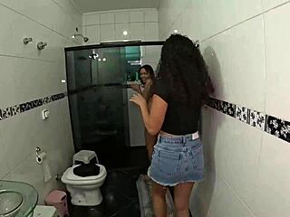 I went after the little one in the shower - Alice Vasconcelos, with natural tits and pussy licking.