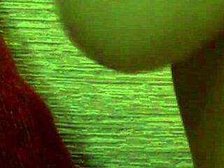 redhead bimbo kylee nash talks about her fake tits