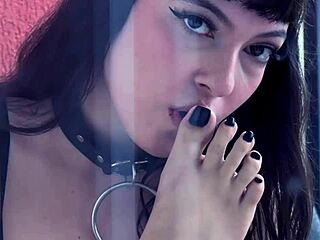 Saliva drips between my toes during deepthroat