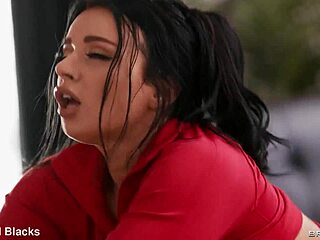 Bike Seats Or Payton Preslee Bubble Butt Facial?