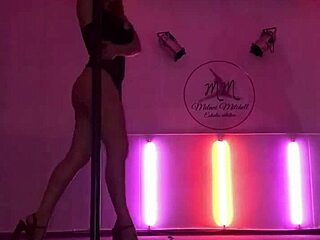 pov doctora shows ass dancing in tube at hospital