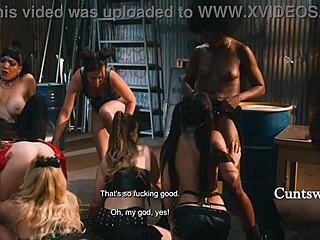 Serene Siren Leads Wild Lesbian Pussy Licking Frenzy!