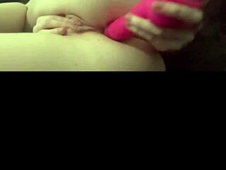 饥渴英国骚货网络摄像头秀