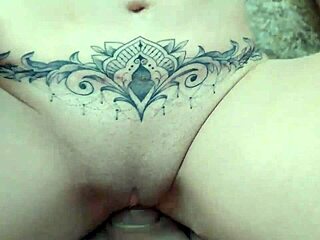 老板娘户外骑我屌浪叫连连