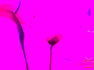 Negão Safado Invadiu Meu Banho, Me Pegou Com Mão Grande, Quer Ver Mais?