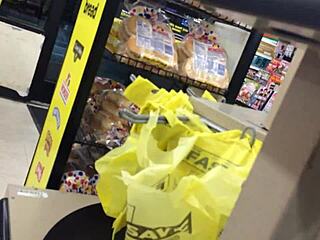 what secrets do these two moms hide while shopping?