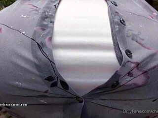 Chelsea Vegas in her sunny yellow dress - onlyfans exclusive