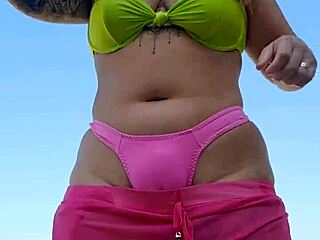 Guys can’t stop staring at me flashing on the beach! 😜