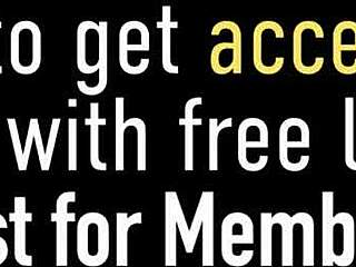 jazmin luv in college skirt eats pussy clit