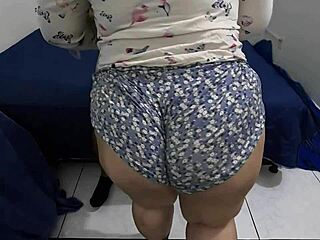 My suegra got drunk and snuck into my room for a happy ending, real homemade stuff!