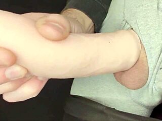 Robbystrokes Delivers Huge Cumshot with Extender