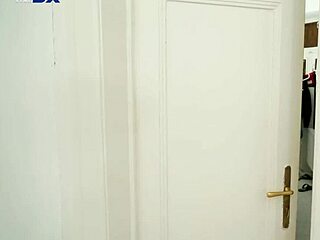 Can Alyssa Reece and Amirah Adara Resist Licking Each Other's Cunts?