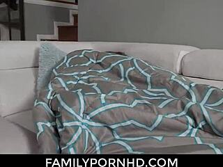 Pervert stepsis squirts on her bro’s huge cock while jerking off