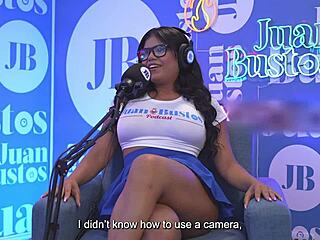 rosxanagutierrez penetrated by the sybian machine on podcast