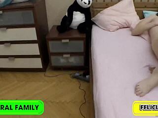 Girl Next Door Felicia Gets Spitroasted In Bedroom