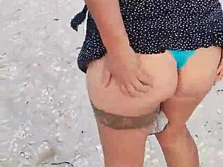 I Show My Tits And Ass On Mexican Beach