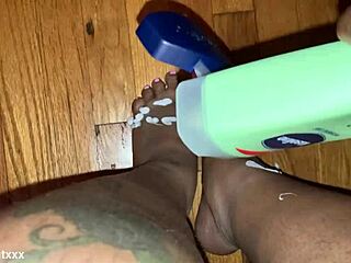 Do you like my toes? Put them in your mouth