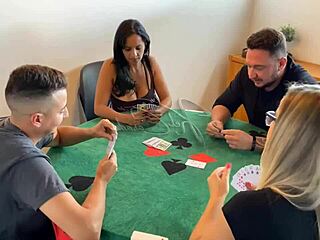 Chamamos Um Casal De Amigos Para Uma Noite De Jogos Mas A Verdadeira Intenção Era Fazer Troca De Casal