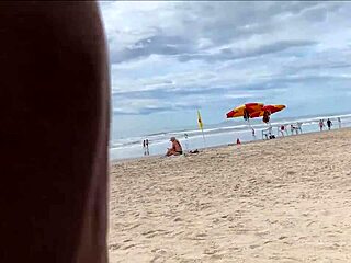 what are ya doin, people watchin while im cumming again