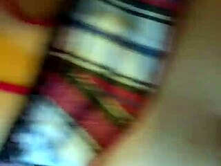 真实自拍摄性拉丁妹私密亲热时刻