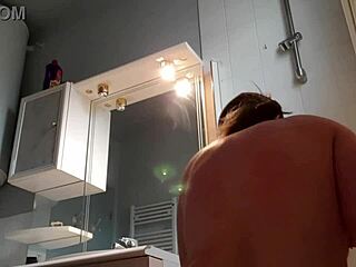 Esclave F Dressage À La Badine With Slaps And Blowjob