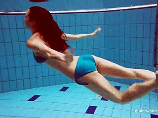 Martina Shows Tight Pussy In Blue Bikini Underwater.