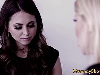 Glam stepdaughters pussylicking each other in mature storyline