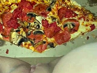 Kinky Amateur Teases With Pizza Masturbation