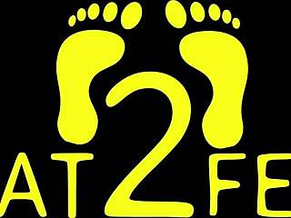 raven rogue puddin around with her feet backstage close up