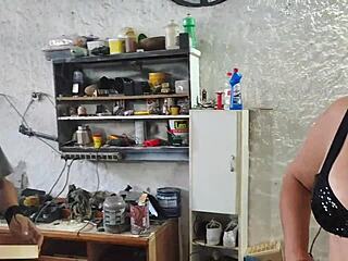 Vovó Do Garoto Virgem Pregou A Piroca