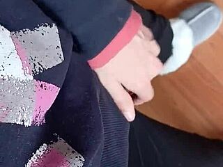 Lesbian colleagues masturbate riskily in office