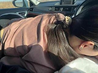 Fucked a Friend Who Has a Boyfriend in the Car